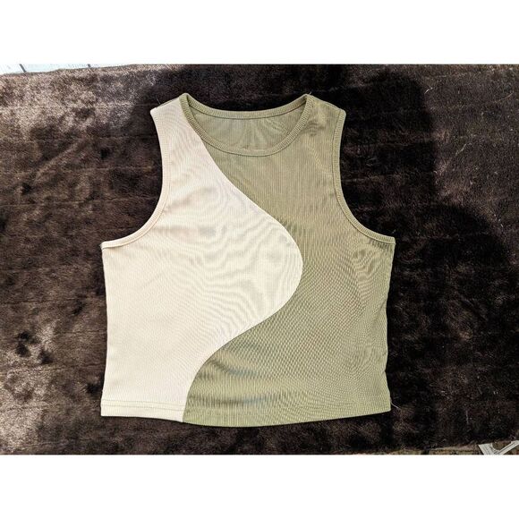 Shein new stretchy fitted crop top size medium - Picture 1 of 3